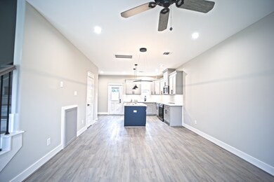 2413 Glen Ln unit C, Houston, TX 77088 - photo 4