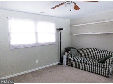 42 Heather Rd, Newark, DE 19702 - photo 6