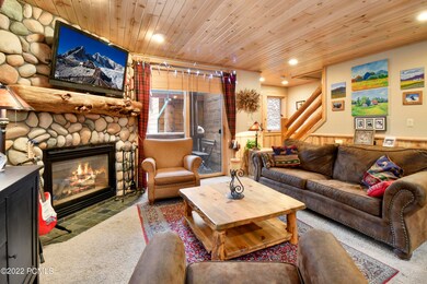 7 Living w Fireplace 2