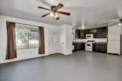 49 E Jasmine St living - kitchen