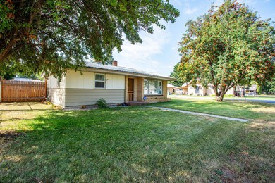 615 W King Ave, Chewelah, WA 99109 - photo 2