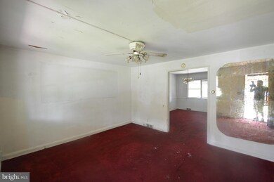 1109 Lyndhurst St, Baltimore, MD 21229 - photo 2