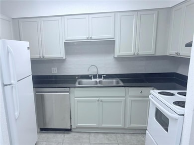 2501 Houma Blvd unit E, Metairie, LA 70001 - photo 3