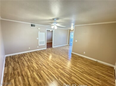 639 Anne Ln unit 3C, Henderson, NV 89015 - photo 3