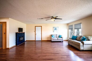 10212 Honolulu Dr, El Paso, TX 79925 - photo 7