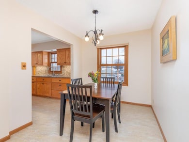 6626 10th Ave S, Richfield, MN 55423 - photo 7