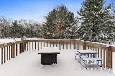 6027 Vesper Dr, Muskegon, MI 49442 - photo 7