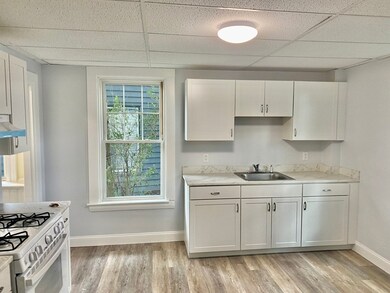 8 Oneida St unit 1, Lynn, MA 01902 - photo 3