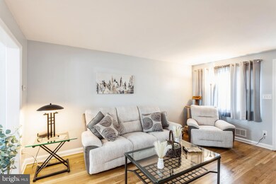 1117 Wedgewood Rd, Baltimore, MD 21229 - photo 4