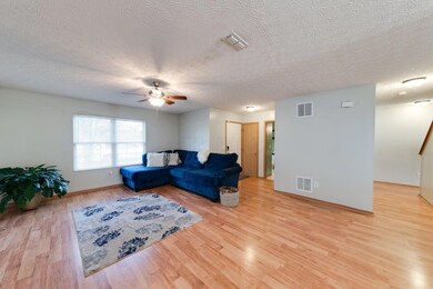 4765 Hoseah St-5Enfused.jpg-SMALL