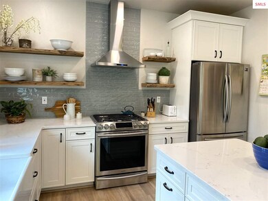 770 Larsen Ranch Ln, Sandpoint, ID 83864 - photo 6