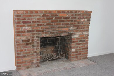 21355 Lynn Dr, Lexington Park, MD 20653 - photo 5