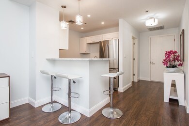 The Mariner Condominiums unit 402, Boston, MA 02109 - photo 7