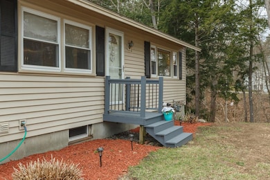 59 Village St, Concord, NH 03303 - photo 4