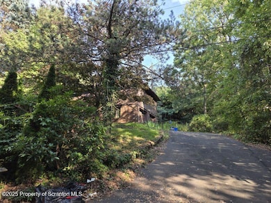 60 Elmhurst Blvd, Scranton, PA 18505 - photo 3