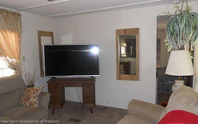 13 Pine Aire Cir, Lake Placid, FL 33852 - photo 4