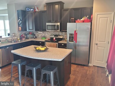 4949 Small Gains Way, Frederick, MD 21703 - photo 4