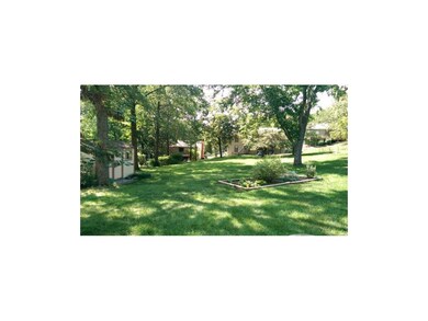 8026 Summit St, Lenexa, KS 66215 - photo 3