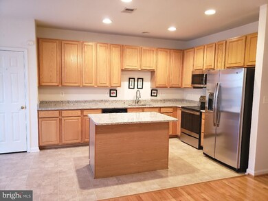 42757 Bennett St, Chantilly, VA 20152 - photo 6