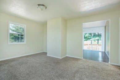 6828 Old Tarlton Pike, Circleville, OH 43113 - photo 3