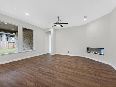 24935 Berwick Bay Ct, Tomball, TX 77375 - photo 5