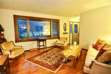 6751 Kepler Rd, New Franklin, OH 44216 - photo 3