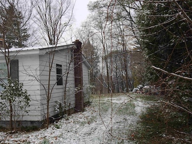 87 Spring St, Swanton, VT 05488 - photo 2