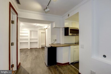 2370 Champlain St NW unit 10, Washington, DC 20009 - photo 4
