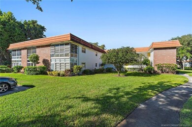 1225 NW 21st St unit Bldg 26 Unit 6-2608, Stuart, FL 34994 - photo 2