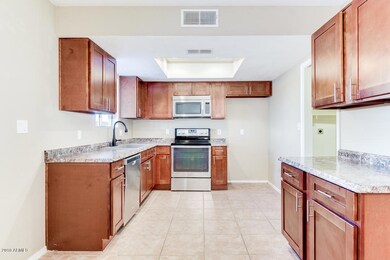 457 N Merrill Rd, Mesa, AZ 85207 - photo 2