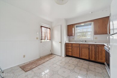 09-3820-Lowcroft-Ave-Lansing-MI-48910-Wi