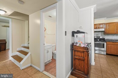 10228 Winchester Ct, Manassas, VA 20109 - photo 7