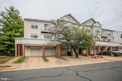 20432 Cool Fern Square, Ashburn, VA 20147 - photo 3