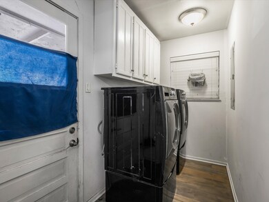 1009 Red Oak St, Azle, TX 76020 - photo 5