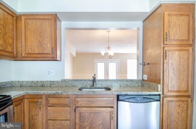 15756 Widewater Dr, Dumfries, VA 22025 - photo 7