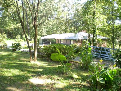 208 26th Ave NE, Center Point, AL 35215 - photo 2