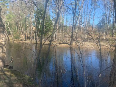 124 Daffodil Hill Ln, Rochester, NH 03868 - photo 4