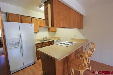 NEW UPDATES: Appliances, countertops & flooring!