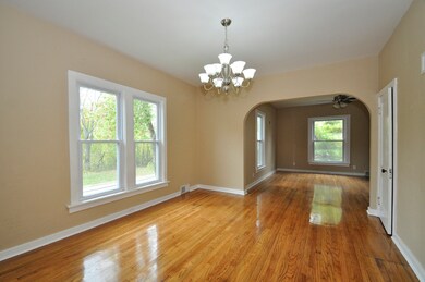 525 W Clayton St unit 1, Waukegan, IL 60085 - photo 5