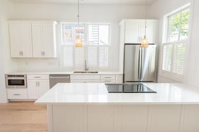 173 Coming St unit B, Charleston, SC 29403 - photo 3