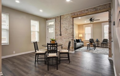 Eating- Living Space (3)