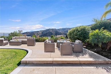 Disclaimer: This has been virtually staged to show potential