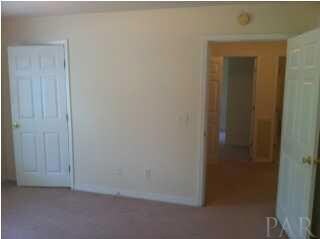 7951 Stallworth Ln, Pensacola, FL 32526 - photo 3