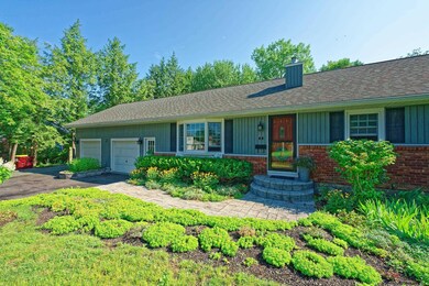 71 Northgate Dr, Albany, NY 12203 - photo 2