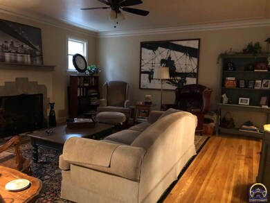 1320 SW Wayne Ave, Topeka, KS 66604 - photo 4