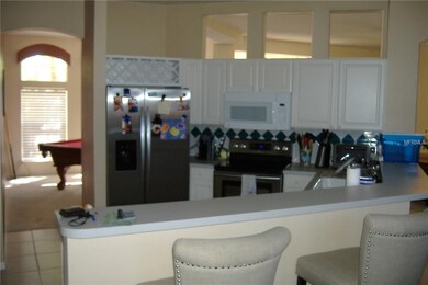 Breakfast bar in kitchen