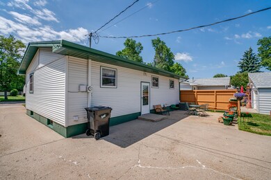 725S16thSt_0005