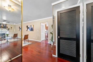 4376 E Mound St, Columbus, OH 43227 - photo 2