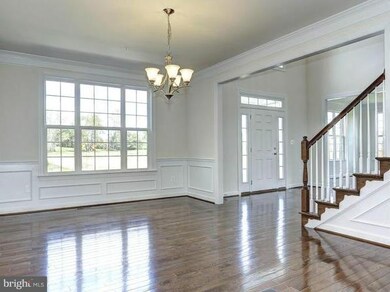 6617 Senecca Ln, Sykesville, MD 21784 - photo 5