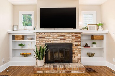 354 Chatham Rd, Columbus, OH 43214 - photo 6